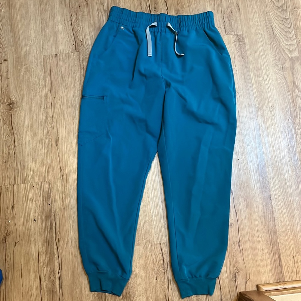 Figs Zamora Jogger scrubs